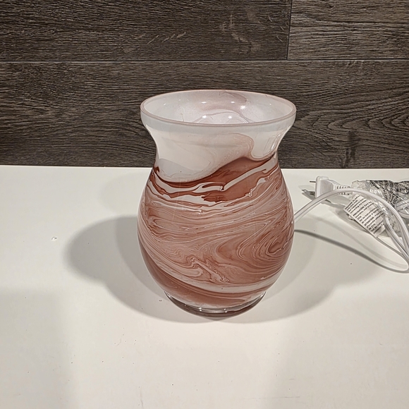 Scentsy Other - Scentsy Crimson Wax Warmer